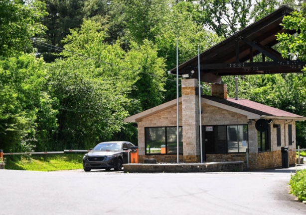 Foto - Mezarlıktaki hareket dikkat çekti! Fetö’nün mezarı kazılıyor