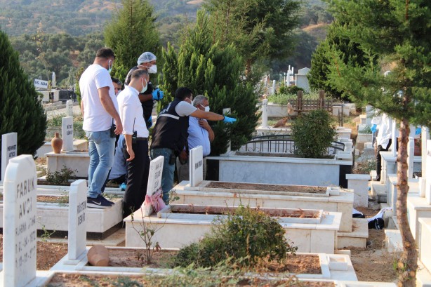 Foto - Mezarlıktaki yoğun koku alarma geçirdi! Korkunç görüntü ortaya çıktı