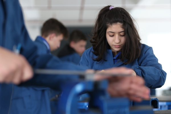 Foto - Mezun olduklarında sanayi sektörüne güç katacaklar!