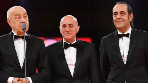 MFÖ solisti Özkan Uğur ilk kez kamera karşısında