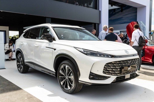 Foto - MG’nin teknolojik harikası! Menzil korkusu olmayan elektrikli e-HS! Hibrit teknolojisiyle ortalığı kasıp kavuracak!