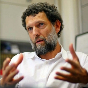 Foto - MHP, Abdulkadir Selvi’nin o çıkışına ateş püskürdü! Zehir zemberek sözler: "Çöptür, kılıç artığıdır"