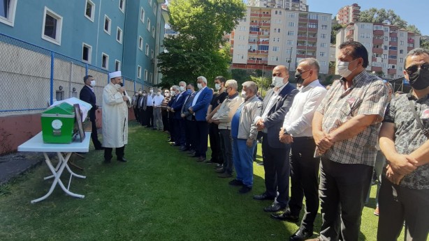 Foto - MHP Eski İlçe Başkanı Mehmet Özkanca son yolculuğuna uğurlandı