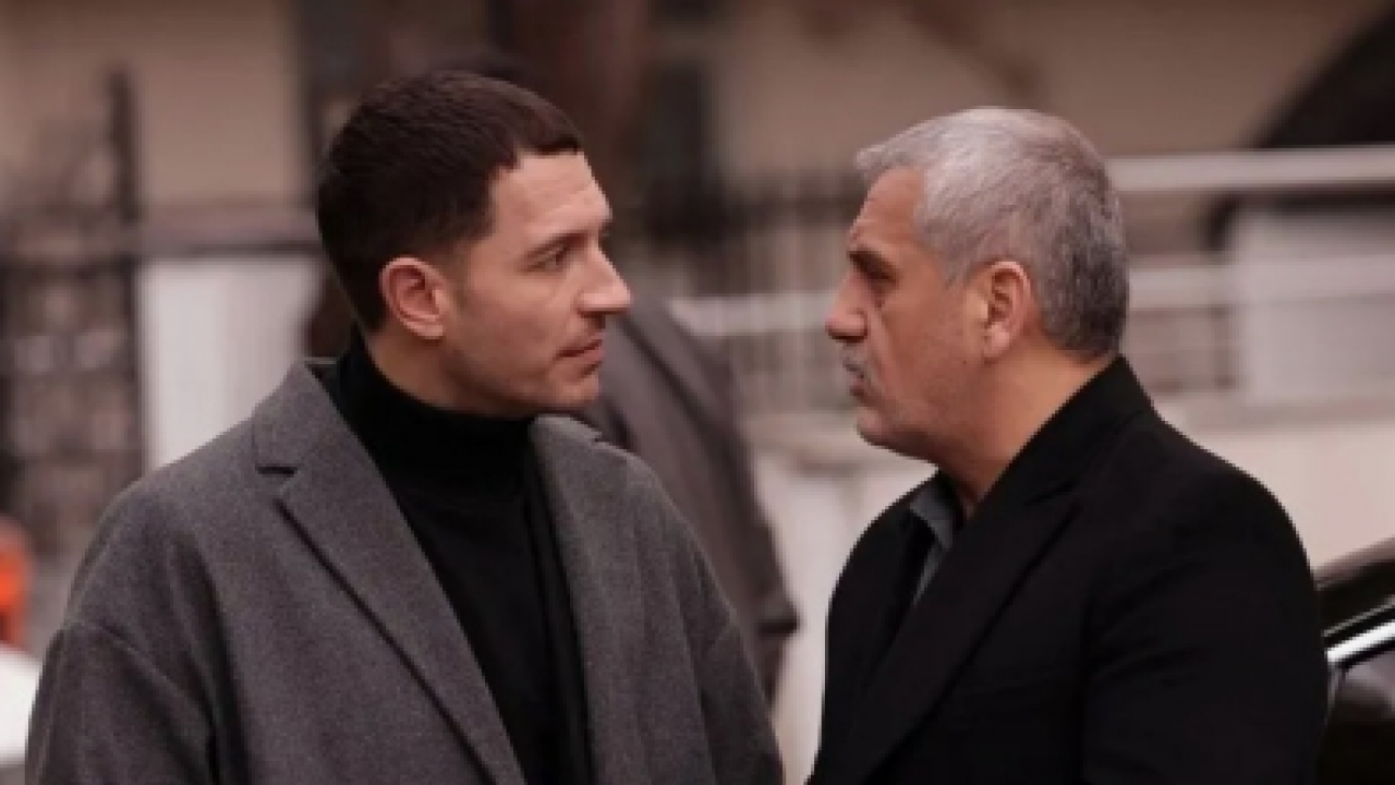 MHP Lideri Devlet Bahçeli tebrik etmiş, Bozkurt figürü hediye etmişti: Oyuncu Uraz Kaygılaroğlu'nun yeni mesleği...