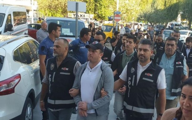 Foto - Mıcır ihalesiyle milyonluk vurgun! CHP'li belediyede yolsuzluk