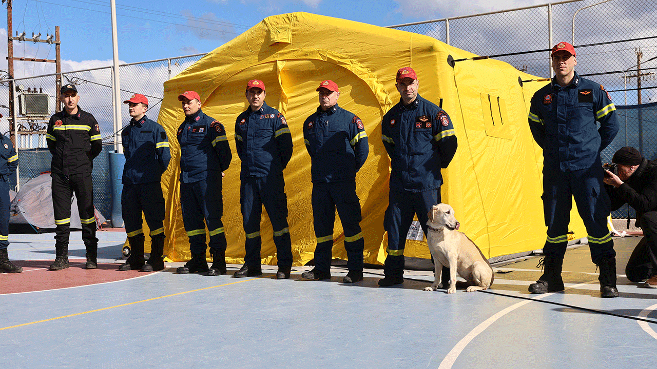 Foto - Miço deprem bölgesinde