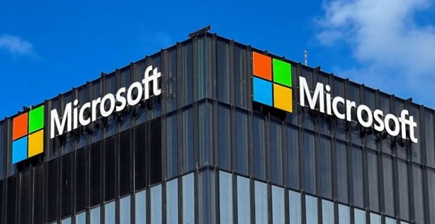 Foto - Microsoft, Apple'a meydan okudu! Etkinlikte sürprizler ortaya çıktı