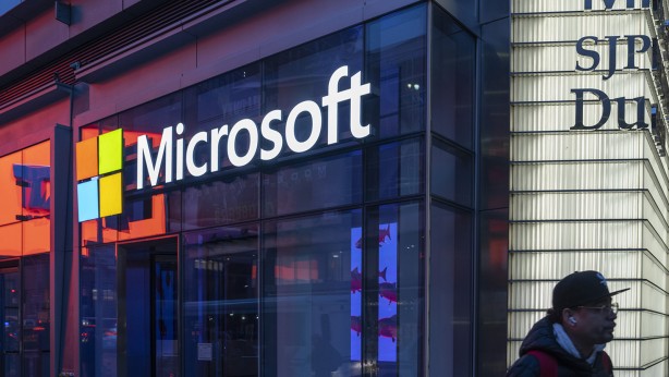 Foto - Microsoft kullanıcılarını yapay zekâ ile adım adım izliyor!