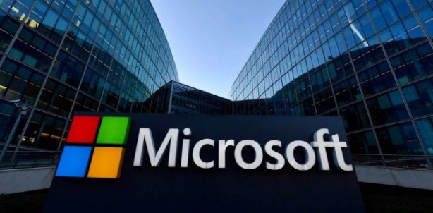 Foto - Microsoft’un tahtı sallanıyor! Rekor kayıp