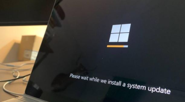Foto - Microsoft’un tahtı sallanıyor! Rekor kayıp