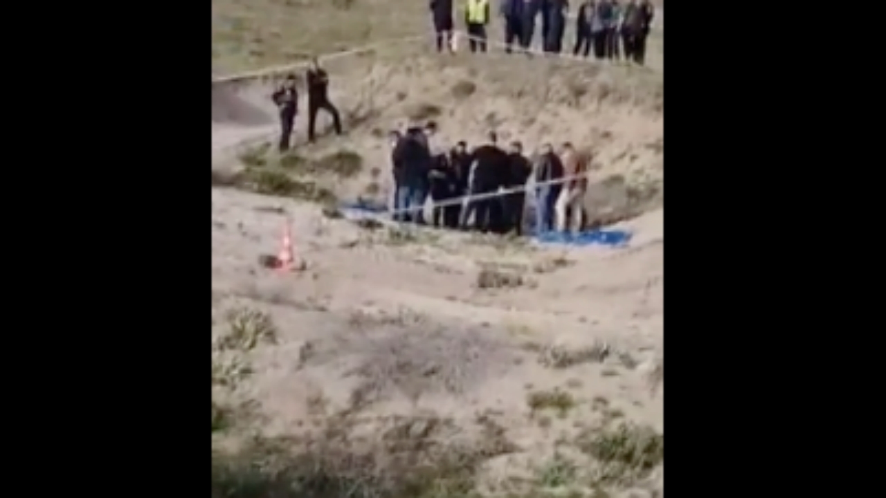 Foto - Mide bulandıran görüntüler o ilimizden! Koyun otlatan çoban boş arazide buldu! Rezalet ki ne rezalet