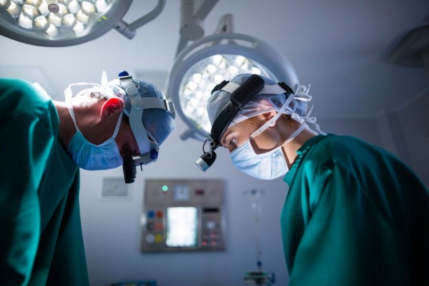 Foto - Mide bulandıran olay! Doktorlar inanamadı! Hastanın burnundan bakın ne çıktı