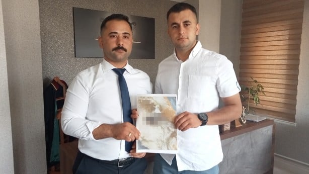 Foto - Mide bulandıran olay! Ekmeğin içinden fare çıktı