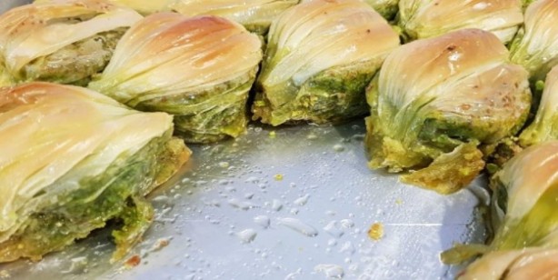 Foto - Midye baklava nasıl yapılır? Bayramlık midye tatlısı tarifi