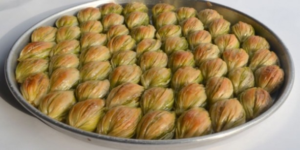 Foto - Midye baklava nasıl yapılır? Bayramlık midye tatlısı tarifi
