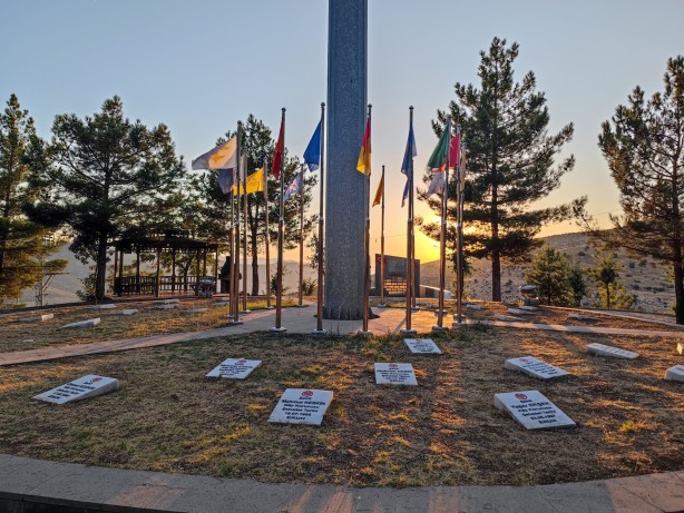 Foto - Milan katliamının acısı 37 yıldır hafızalardan silinmiyor