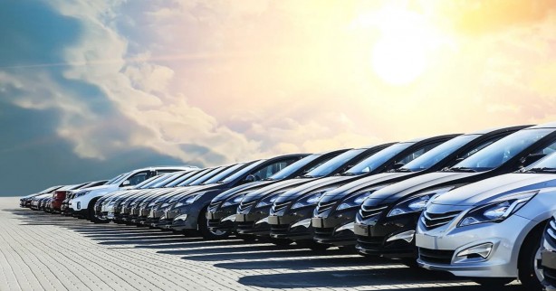 Foto - ‘Millet aç aç’ diyenler bakıp bakıp utansın! Otomotivde tüm zamanların rekoru