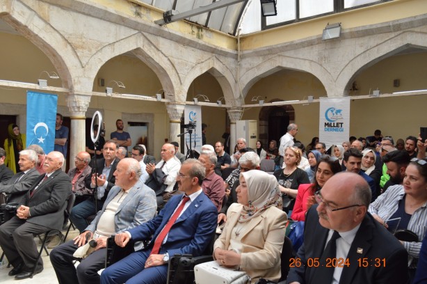 Foto - Millet Derneği’nin düzenlediği "Bugünden Yarına Köprü: Türkçe" Düz Yazı Yarışması Ödül Töreni Yapıldı