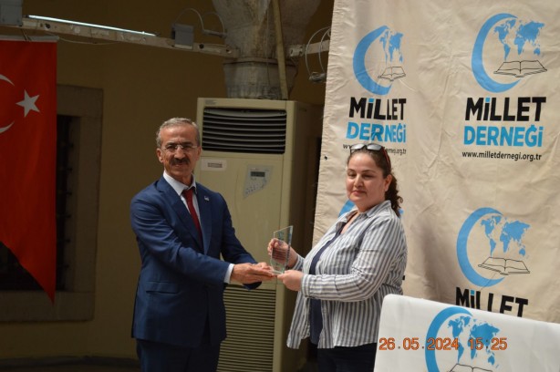 Foto - Millet Derneği’nin düzenlediği "Bugünden Yarına Köprü: Türkçe" Düz Yazı Yarışması Ödül Töreni Yapıldı