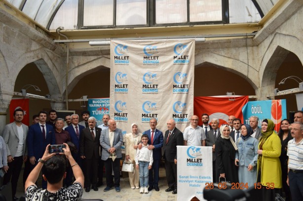 Foto - Millet Derneği’nin düzenlediği "Bugünden Yarına Köprü: Türkçe" Düz Yazı Yarışması Ödül Töreni Yapıldı