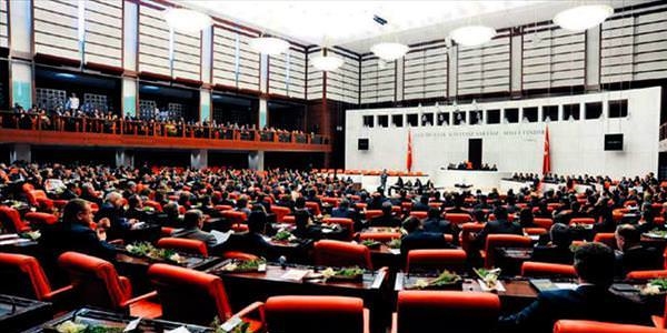 Milletvekili aday adaylığı için istifa eden bürokratlar
