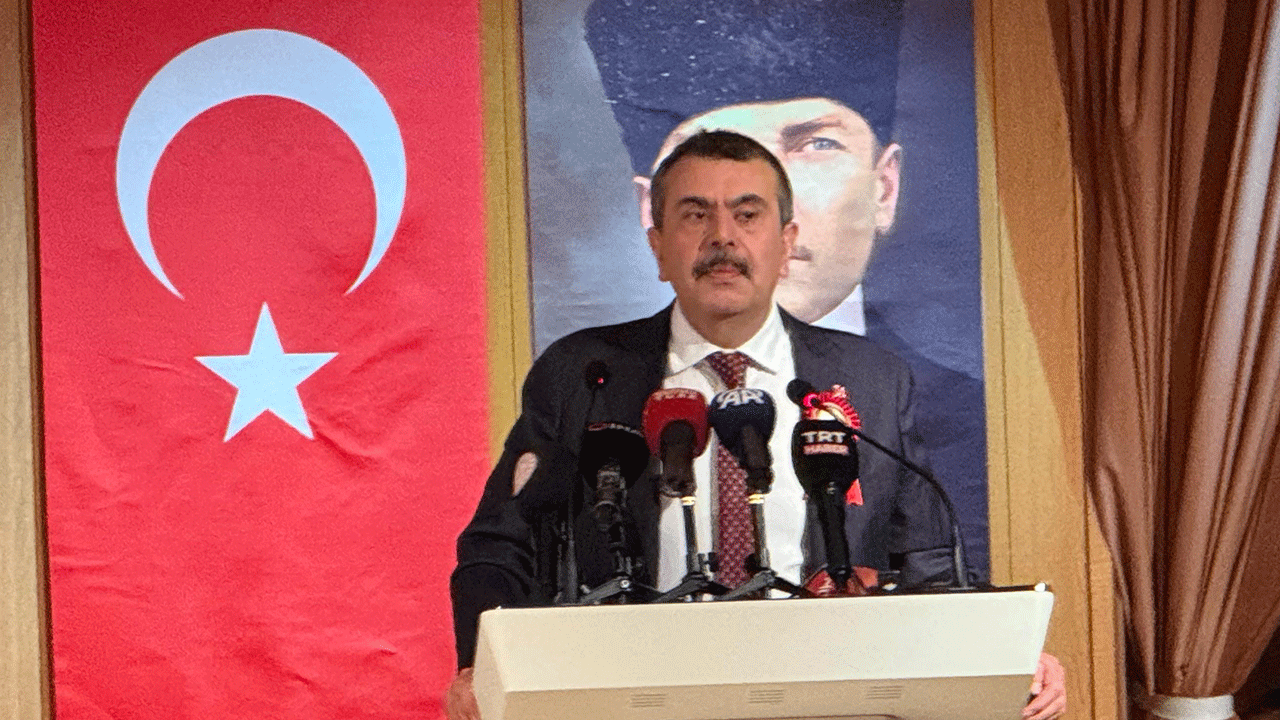 Milli Eğitim Bakanı Yusuf Tekin vakfın ismini açıkladı: Beraber hareket edeceğiz