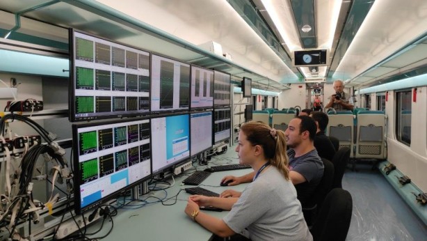 Foto - Milli elektrikli tren için tarih verildi: Türkiye'yi 5 kez katetti!