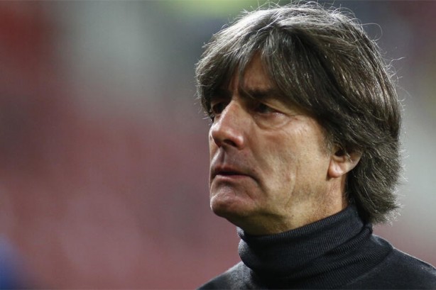 Foto - Milli maçta skandal! Sosyal medya bu görüntüleri konuşuyor