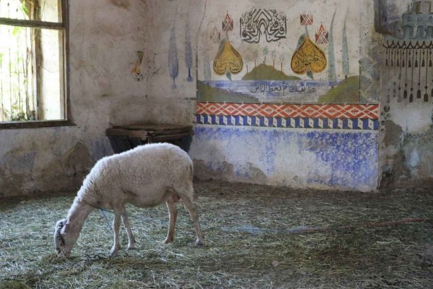 Foto - Milli Mücadele Kahramanına büyük vefasızlık! Demirci Efe’nin kemiklerini sızlatan görüntü