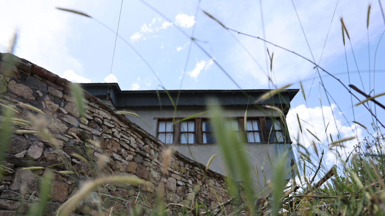 Milli Mücadele’nin sessiz tanığı! 180 yıllık konak zamana direniyor