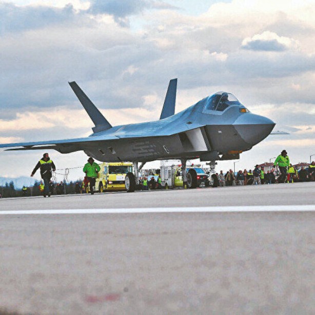 Foto - Milli Muharip Uçak daha havalanmadan gündemi altüst etti! 4 ülke şimdiden Türkiye'nin kapısını çaldı: İlk bize verin
