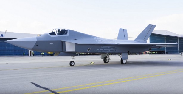 Foto - Milli Muharip Uçak daha havalanmadan gündemi altüst etti! 4 ülke şimdiden Türkiye'nin kapısını çaldı: İlk bize verin