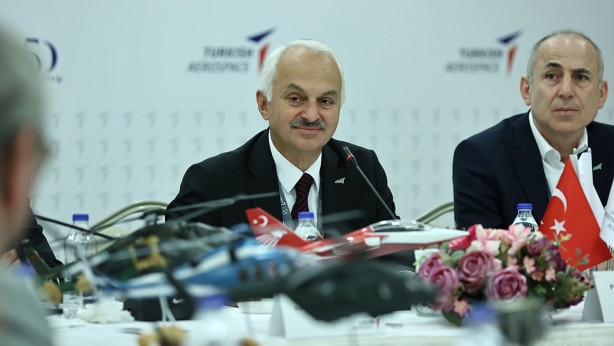 Foto - Milli Muharip Uçak Kaan havalanırken Temel Kotil neredeydi?