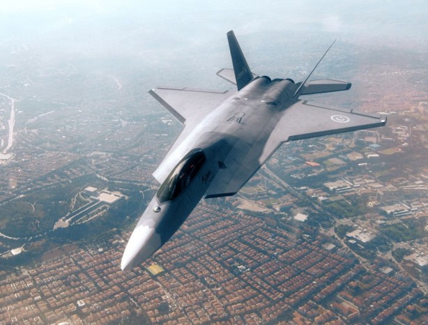 Foto - Milli Muharip Uçak Kaan mı F-35 mi? Dünyanın merak ettiği soru cevap buldu