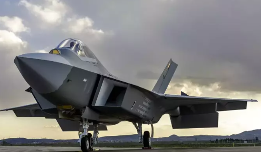 Foto - Milli Muharip Uçak Kaan neden tekerleri açık uçtu? 'Olmamış, hazır değil' diyeceklere şimdiden gelsin