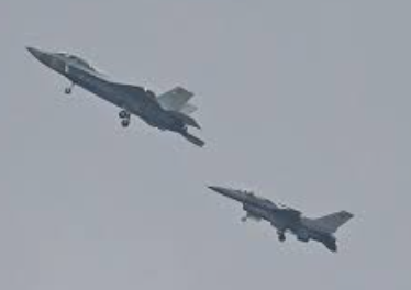 Foto - Milli Muharip Uçak Kaan'ı F-35 ile kıyaslayanlara kötü haber! Ünlü dergi bombayı bıraktı