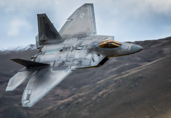 Foto - Milli Muharip Uçak Kaan'ı F-35 ile kıyaslayanlara kötü haber! Ünlü dergi bombayı bıraktı