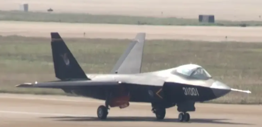 Foto - MMU Kaan'ı isteyen kardeş ülke Pakistan gidip o ülkeden Kaan'ın rakibini satın aldı! Herkes şaşkın