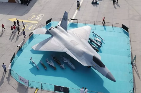 Foto - Milli Muharip Uçak Kaan'ın o halini gören Mesut Hakkı Caşın çıldırdı! Önce ağladı, sonra....