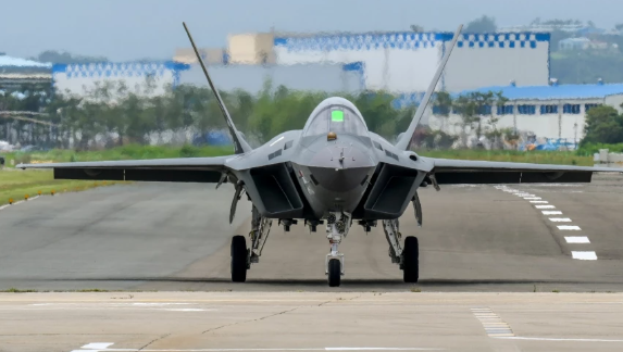 Milli Muharip Uçak Kaan'ın rakibinin gizli bilgileri çalındı! Ülke teyakkuza geçti