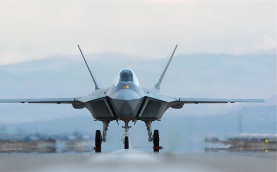 Foto - Milli Muharip Uçak Suudi Arabistan'ı salladı