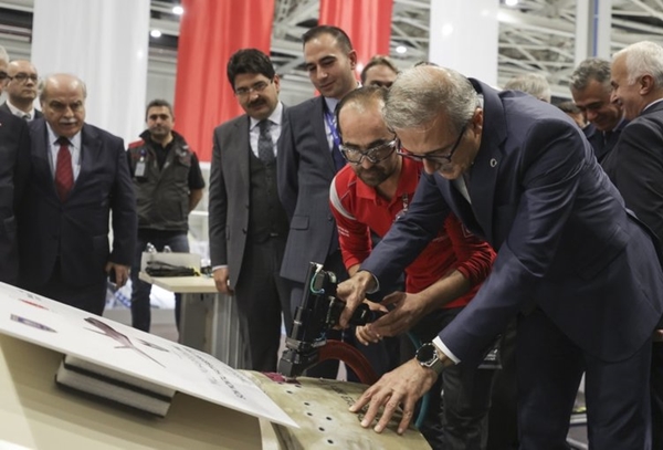 Foto - Milli Muharip Uçak Yunanistan'ı salladı! Eleştirecek bir şey bulamayınca bakın ne yaptılar