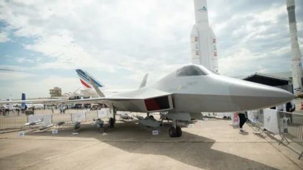 Foto - Milli Muharip Uçak'la ilgili heyecanlandıran açıklama: Çok büyük bir sürprizim var, o tarihi bekleyin