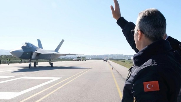 Foto - Milli Muharip Uçak Kaan'da önemli bir sorun patlak verdi