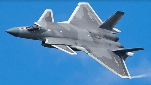 Foto - Milli savaş uçağı KAAN ne kadar büyük! İşte diğer savaş uçaklarından farkları