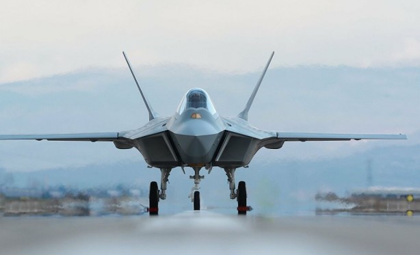 Foto - Milli savaş uçağı KAAN ne kadar büyük! İşte diğer savaş uçaklarından farkları