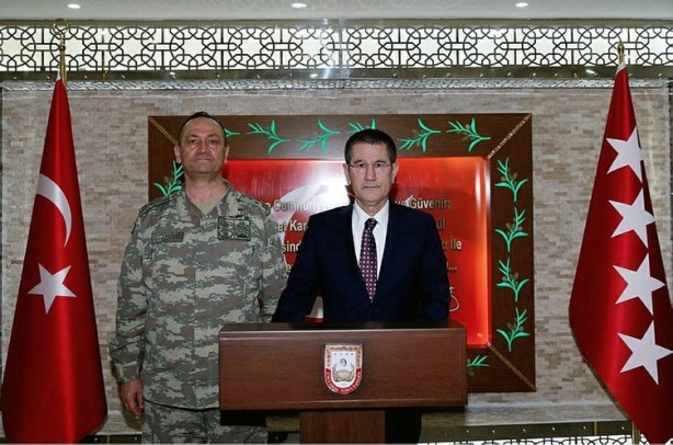 Foto - Milli Savunma Bakanı Nurettin Canikli sınır hattında