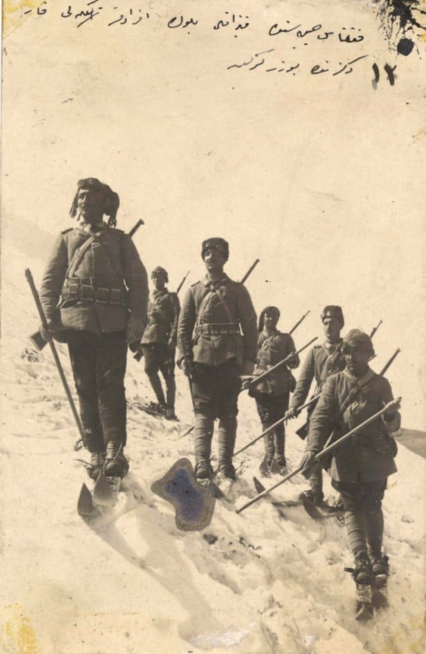 Foto - Milli Savunma Bakanlığı, Sarıkamış Harekatı katılan askerlerin tarihi fotoğraflarını paylaştı