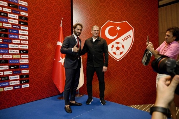 Foto - Milli takımda bomba iddia ortaya çıktı! Aylık 500 bin TL istedi odadan kovuldu...