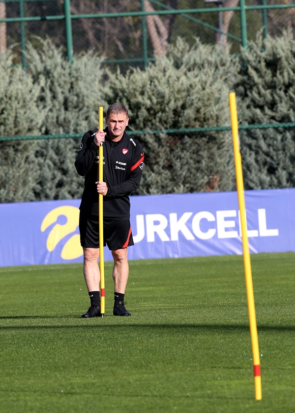 Foto - Milli Takım'da yeni dönem resmen başladı